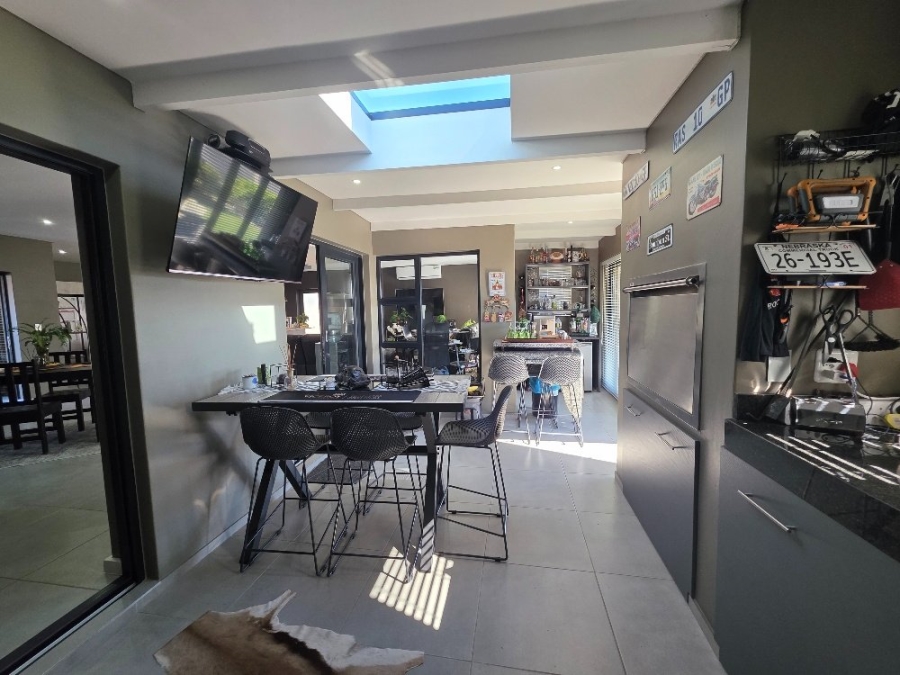 3 Bedroom Property for Sale in Hartland Lifestyle Estate Western Cape